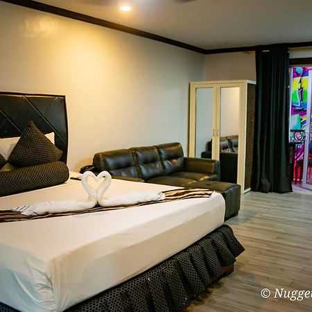 Grand Central Hotel Angeles Bagian luar foto